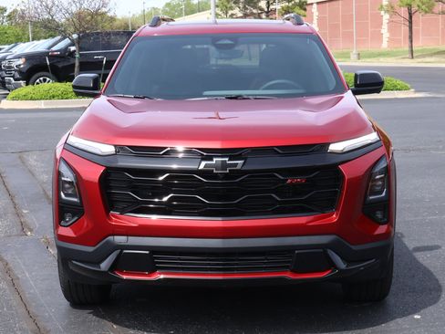 New 2026 Chevrolet Equinox RS w/ Convenience Package III FWD image 29