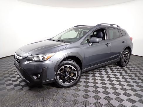 Used 2022 Subaru Crosstrek 2.0i Premium AWD/4WD image 11