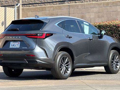 Certified 2024 Lexus NX 250 FWD image 4