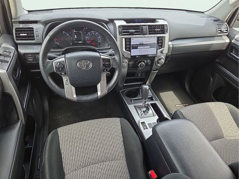 Used 2024 Toyota 4Runner SR5 AWD/4WD image 11