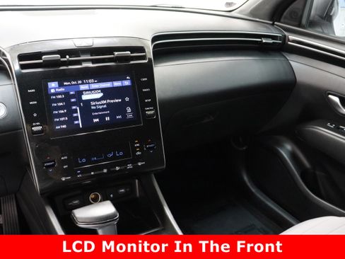 Used 2022 Hyundai Santa Cruz SEL Premium image 16