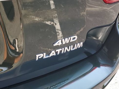 Used 2020 Nissan Pathfinder Platinum AWD/4WD image 8