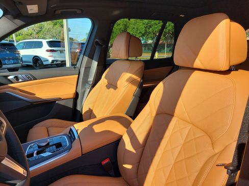 New 2026 BMW X5 sDrive40i w/ M Sport Package image 17