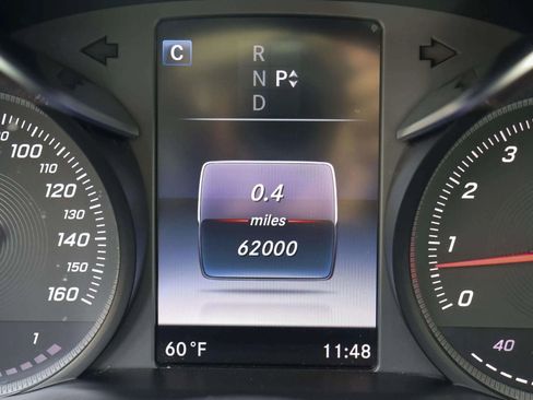 Used 2016 Mercedes-Benz C 300 Sedan image 27