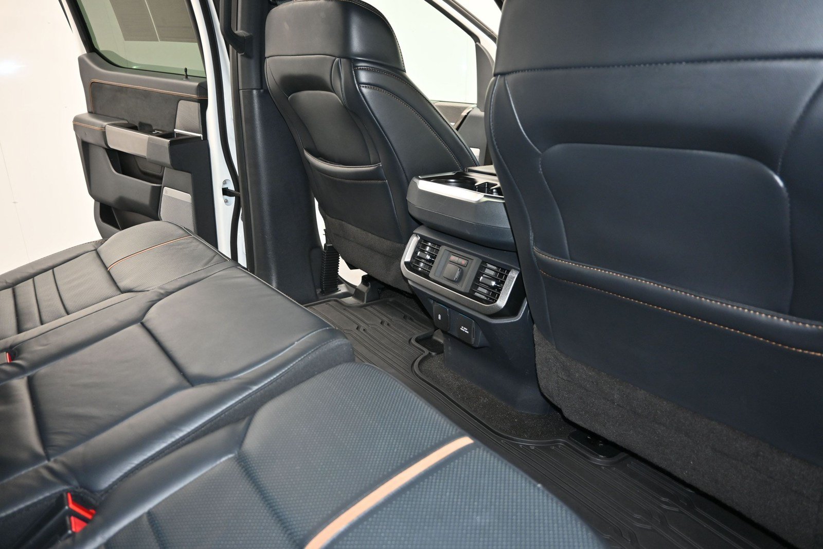 Used 2022 Ford F150 Platinum AWD/4WD image 11