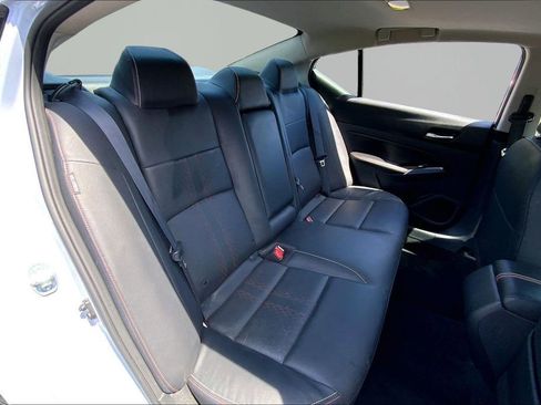 Used 2023 Nissan Altima 2.5 SR w/ SR Premium Package FWD image 16