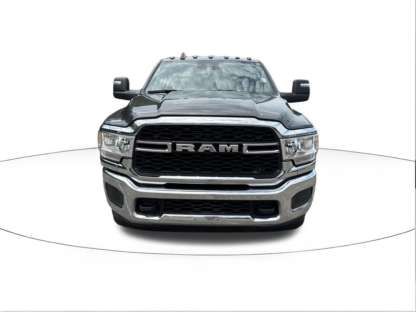 Used 2024 RAM 3500 Tradesman w/ Safety Group AWD/4WD image 9
