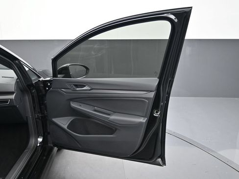 Used 2024 Volkswagen GTI SE FWD image 19
