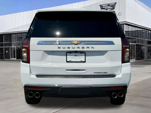 Used 2022 Chevrolet Suburban Premier RWD image 6