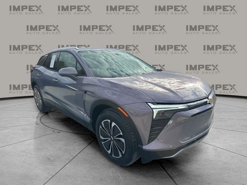 Used 2024 Chevrolet Blazer EV LT image 7