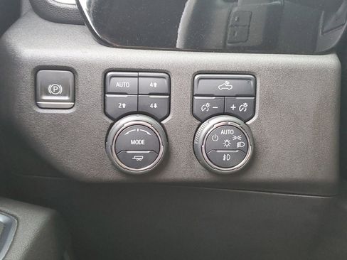 Used 2022 Chevrolet Silverado 1500 RST image 22