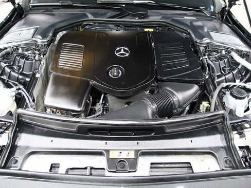 Certified 2023 Mercedes-Benz C 300 4MATIC Sedan image 32