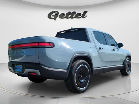 Used 2025 Rivian R1T Adventure Dual AWD/4WD image 6