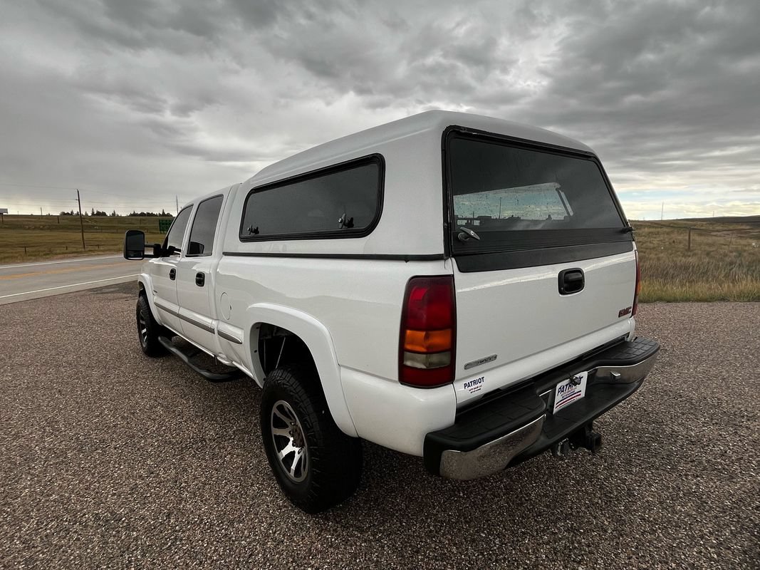 Used 2001 GMC Sierra 2500 4x4 Crew Cab HD w/ Convenience Plus Group image 3