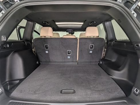 Used 2025 Jeep Grand Cherokee Limited image 27