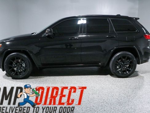 Used 2021 Jeep Grand Cherokee Laredo X RWD image 10