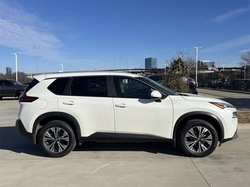 Certified 2023 Nissan Rogue SV w/ SV Premium B Package image 3