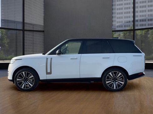 New 2026 Land Rover Range Rover SE image 2