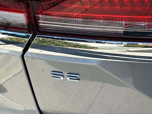 New 2026 Volkswagen Atlas SE image 7