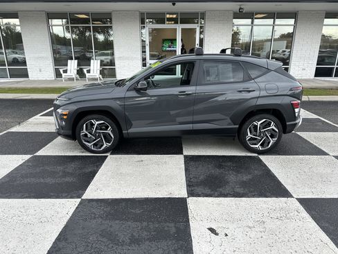 Used 2026 Hyundai Kona SEL Premium FWD image 1