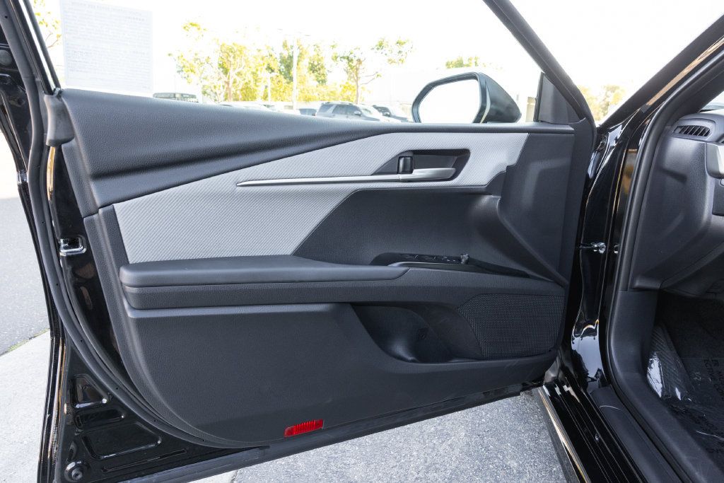 Certified 2026 Toyota Camry SE FWD image 13