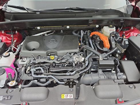 Certified 2024 Toyota Venza Nightshade AWD/4WD image 33