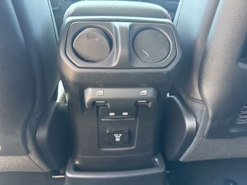 New 2026 Jeep Wrangler Unlimited Rubicon image 19