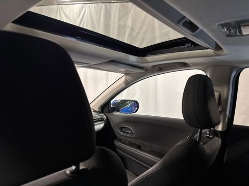 Used 2022 Honda HR-V EX image 18