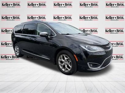 Used 2019 Chrysler Pacifica Limited