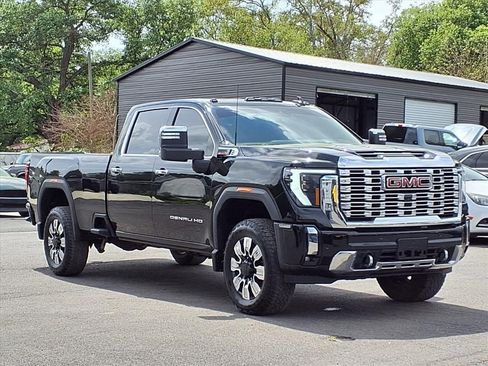 Used 2025 GMC Sierra 2500 Denali w/ Denali Reserve Package image 1