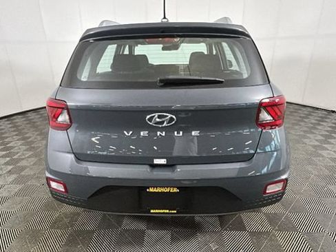 Used 2026 Hyundai Venue SEL FWD image 3