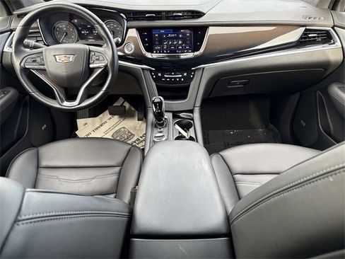 Certified 2024 Cadillac XT6 Premium Luxury w/ Platinum Package image 17