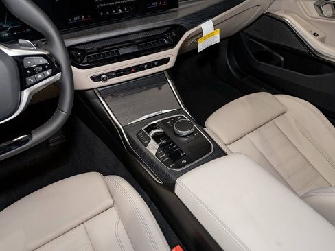 Used 2026 BMW 330i xDrive Sedan w/ Premium Package AWD/4WD image 21