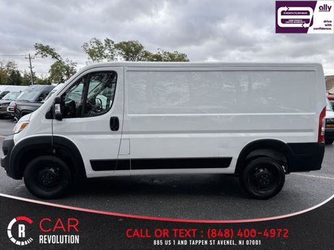 Used 2023 RAM ProMaster 2500 w/ Convenience Group image 4