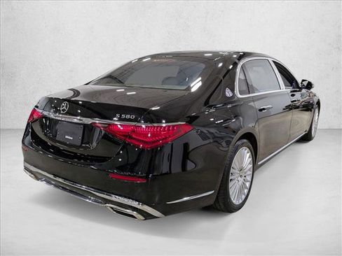 Used 2023 Mercedes-Benz Maybach S 580 4MATIC image 5