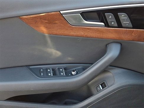 Used 2023 Audi A4 2.0T Premium w/ Convenience Package image 16