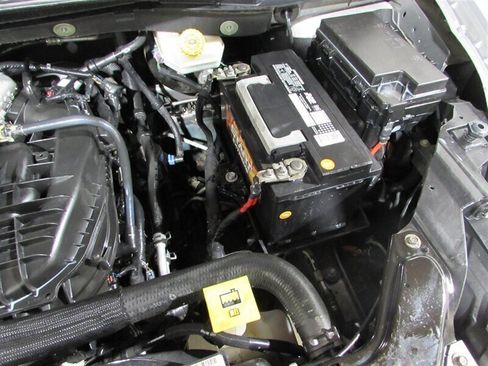 Used 2014 Chrysler Town & Country Touring image 47