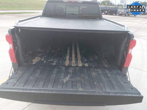 Used 2022 Chevrolet Silverado 1500 High Country w/ High Country Premium Package image 24