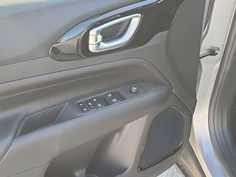 New 2026 Jeep Compass Latitude AWD/4WD image 44