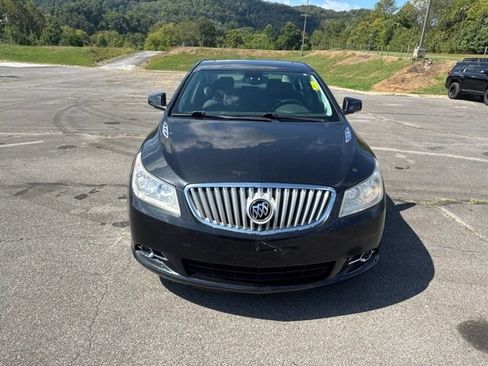 Used 2010 Buick LaCrosse CXL FWD image 3