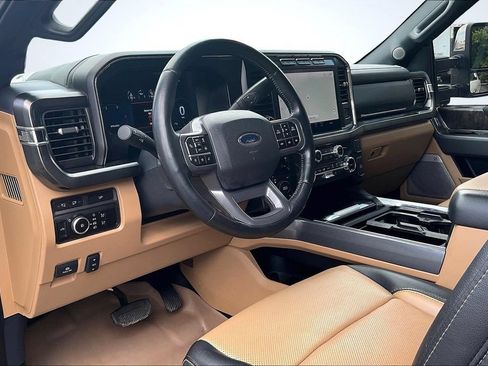 Used 2024 Ford F250 Lariat w/ Lariat Ultimate Package AWD/4WD image 19