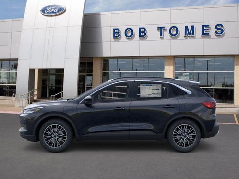 New 2026 Ford Escape SE image 3