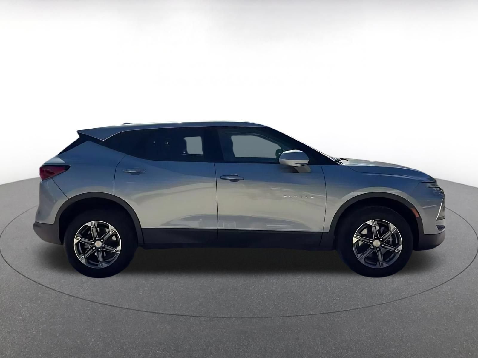Used 2026 Chevrolet Blazer LT FWD image 15