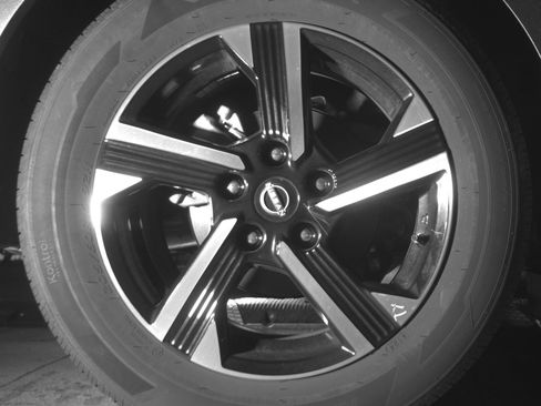 Used 2025 Nissan Sentra SV FWD image 15