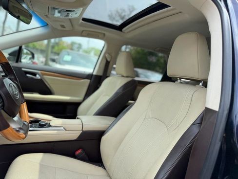 Used 2018 Lexus RX 350L FWD w/ Premium Package image 16