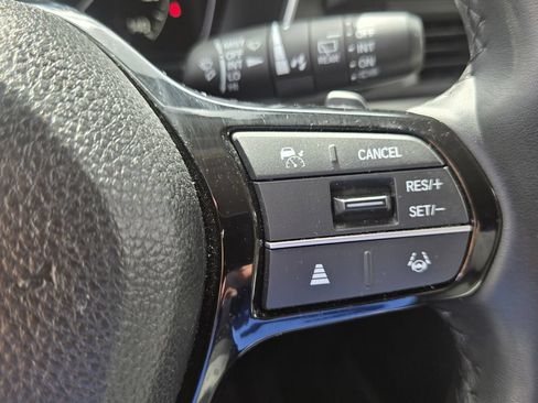 Used 2023 Honda Pilot Touring image 26