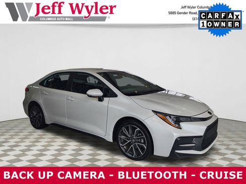 Used 2022 Toyota Corolla SE image 1