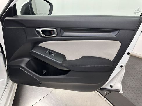 Used 2023 Honda Civic LX image 36