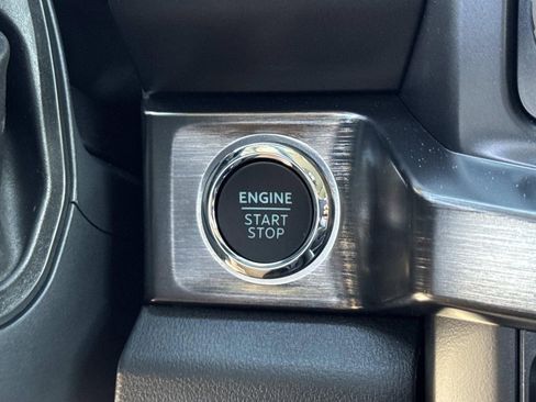 New 2025 Ford F350 Lariat w/ Lariat Ultimate Package image 16