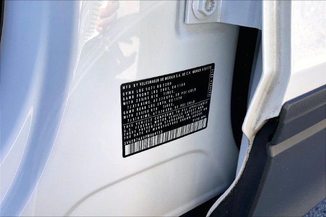 Used 2023 Volkswagen Tiguan SE AWD/4WD image 12